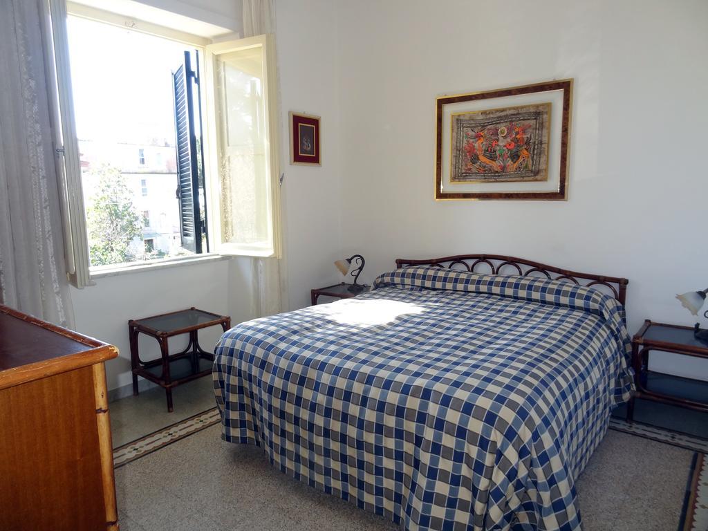 B&B Villa Fantasia Gaeta Phòng bức ảnh