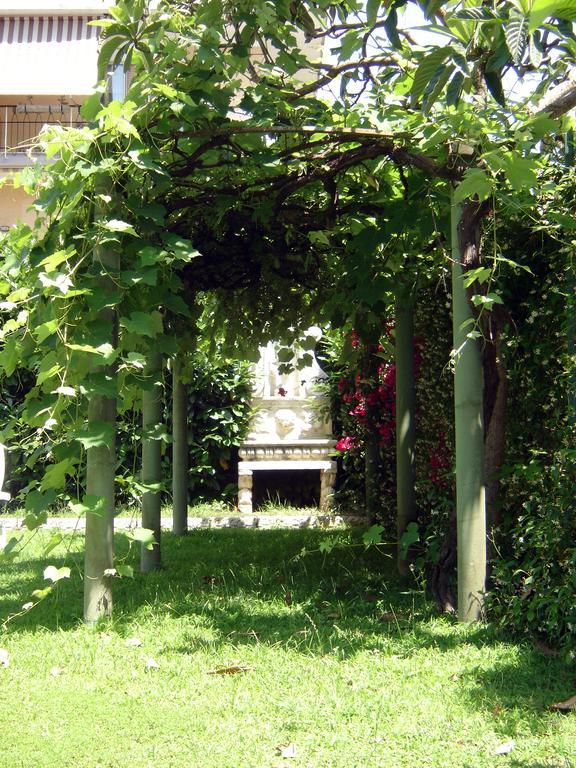B&B Villa Fantasia Gaeta Ngoại thất bức ảnh
